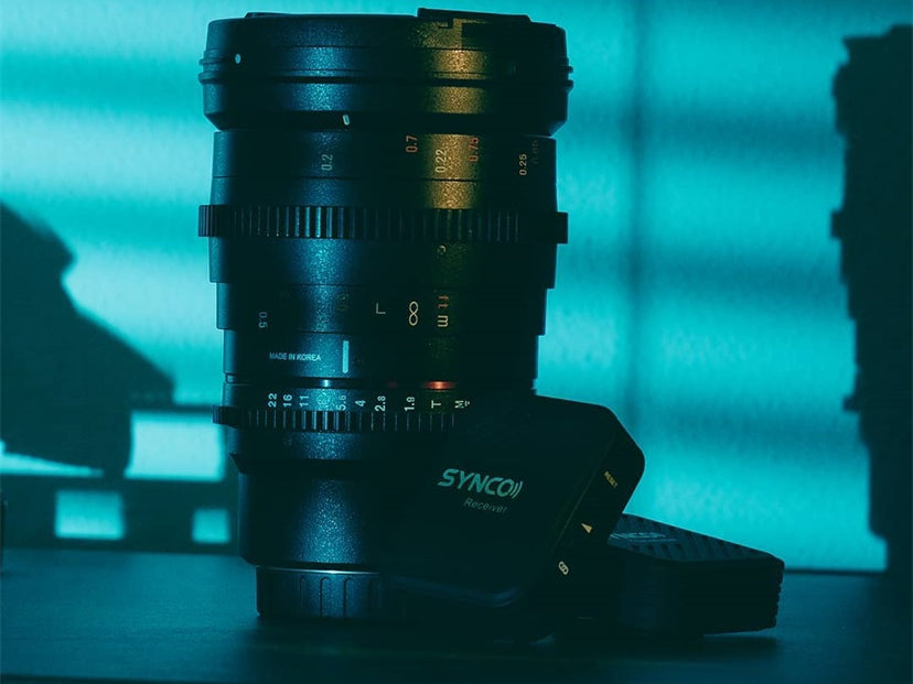 El micrófono inalámbrico digital SYNCO de 2,4 GHz funciona para DSLR.