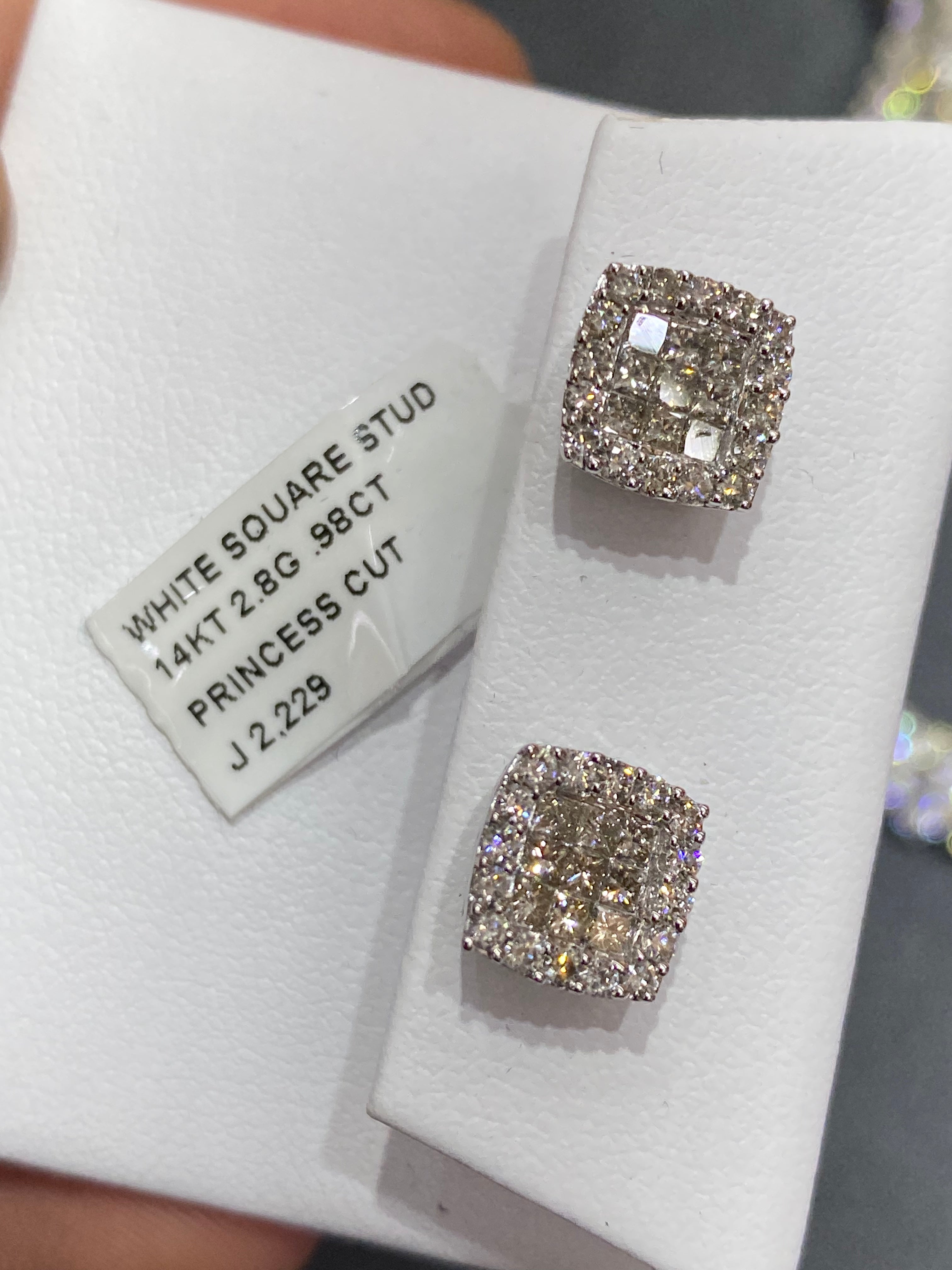 14k Vs1 natural diamonds ?? square stud 1.2 carats earrings