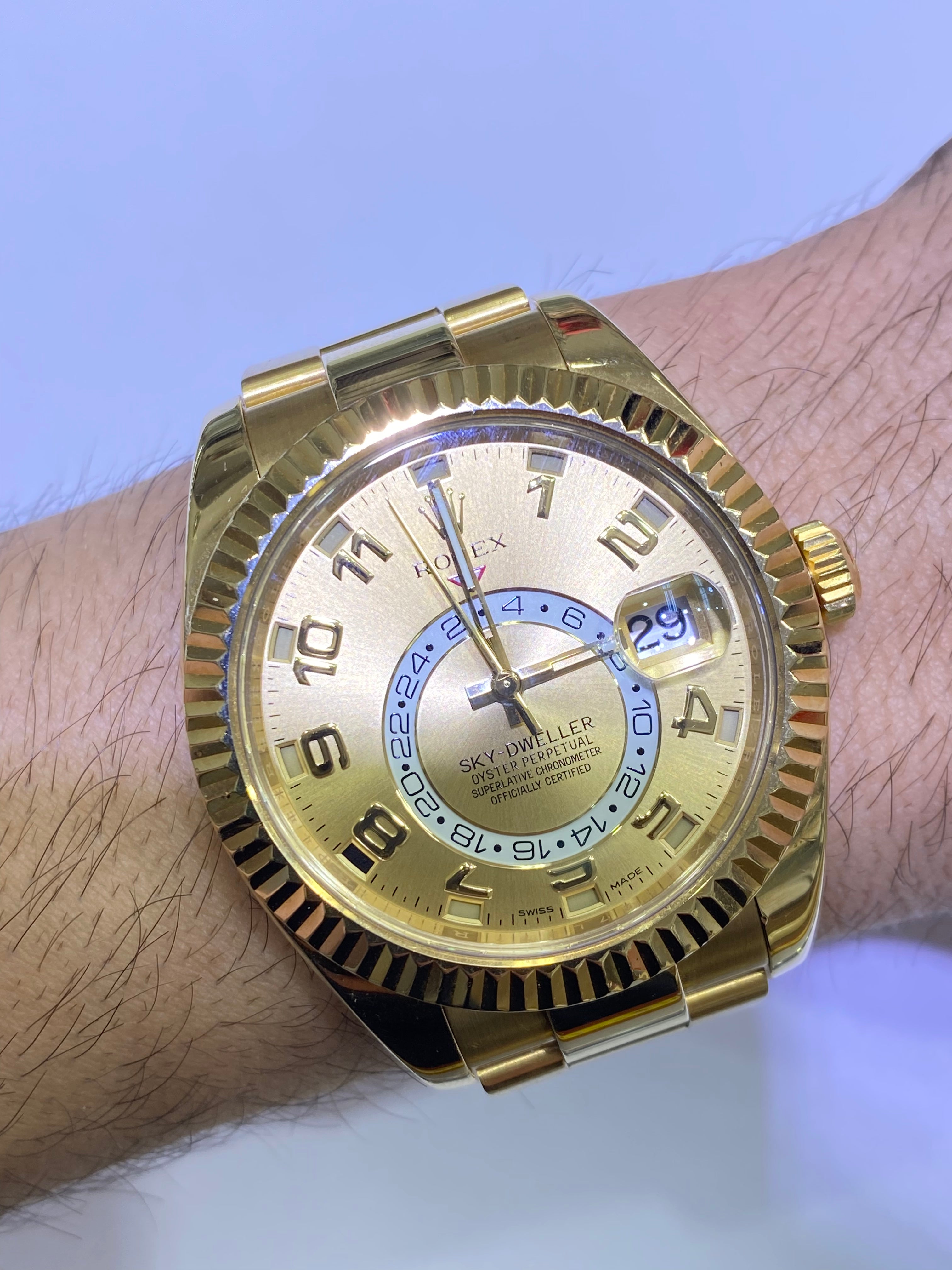 2021 Rolex Skydweller 42 mm ,18k solid champagne dial Mint