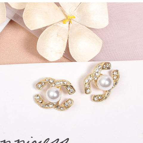 Wild double C earrings 01 Eaaa5584 65e3 47e2 Af50 5904f0a49cd3 480x480
