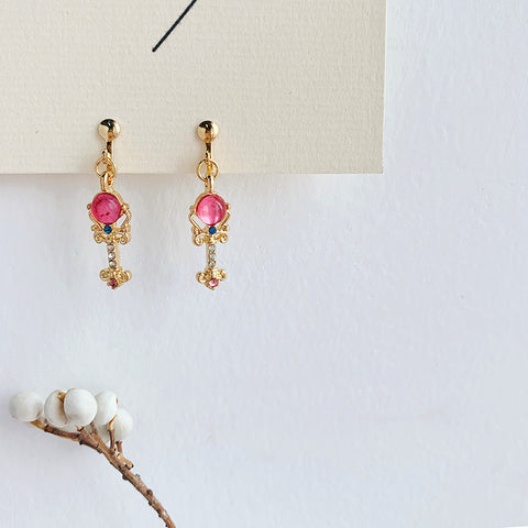 Pink crystal key earrings 04 Ed0bf2a8 Dd62 4010 Ac71 7000b6bab00c 480x480