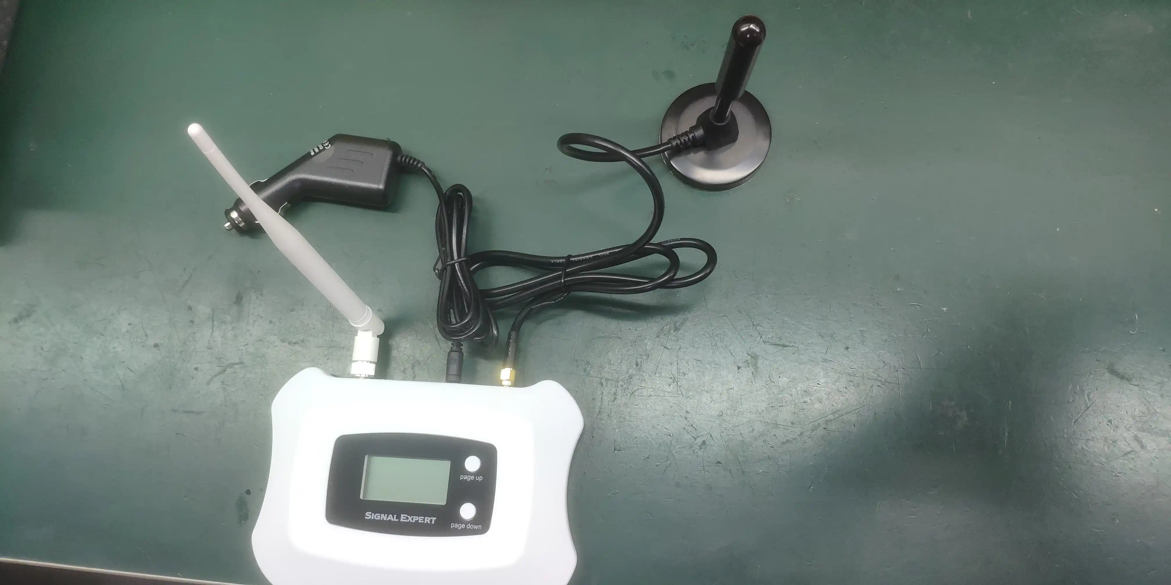 car vehicle mobile phone signal booster connection example