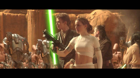 padme together with anakin fight the enemy