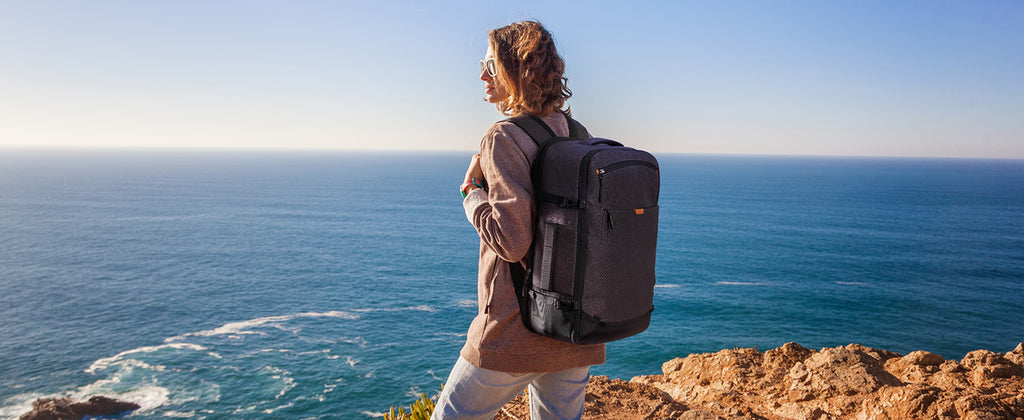 20-46L-travel-backpack-expandable-carrying-backpack-splash-proof-hand-luggage-BP03006-1
