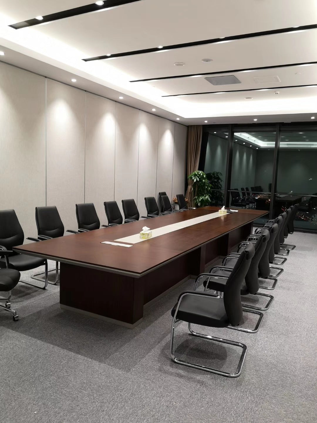 VOFFOV® Big & Tall PU Leather Executive Office Computer Desk Chair Black