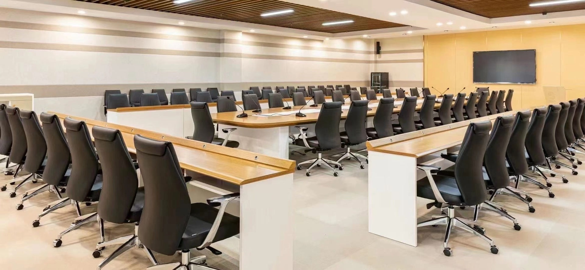 VOFFOV® Big & Tall PU Leather Executive Office Computer Desk Chair Black