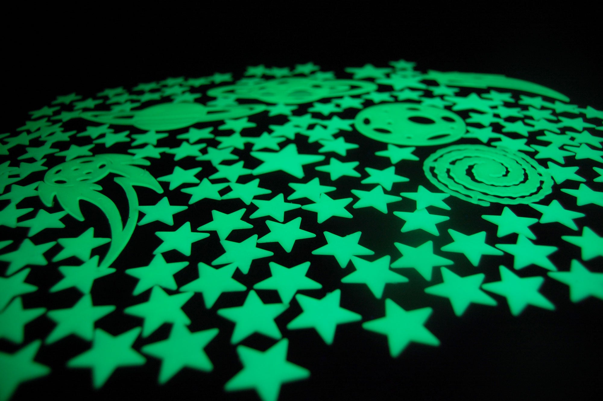 150+ Piece Glow in the Dark Stars Super Glowing Galaxy Set Wall Ceiling Decor