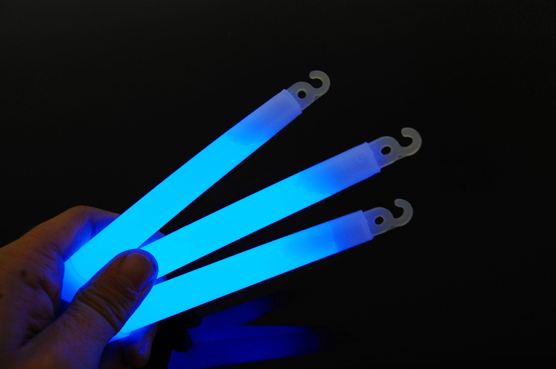 6 inch 15mm Aqua Premium Safety Glow Sticks- 25 Per Package