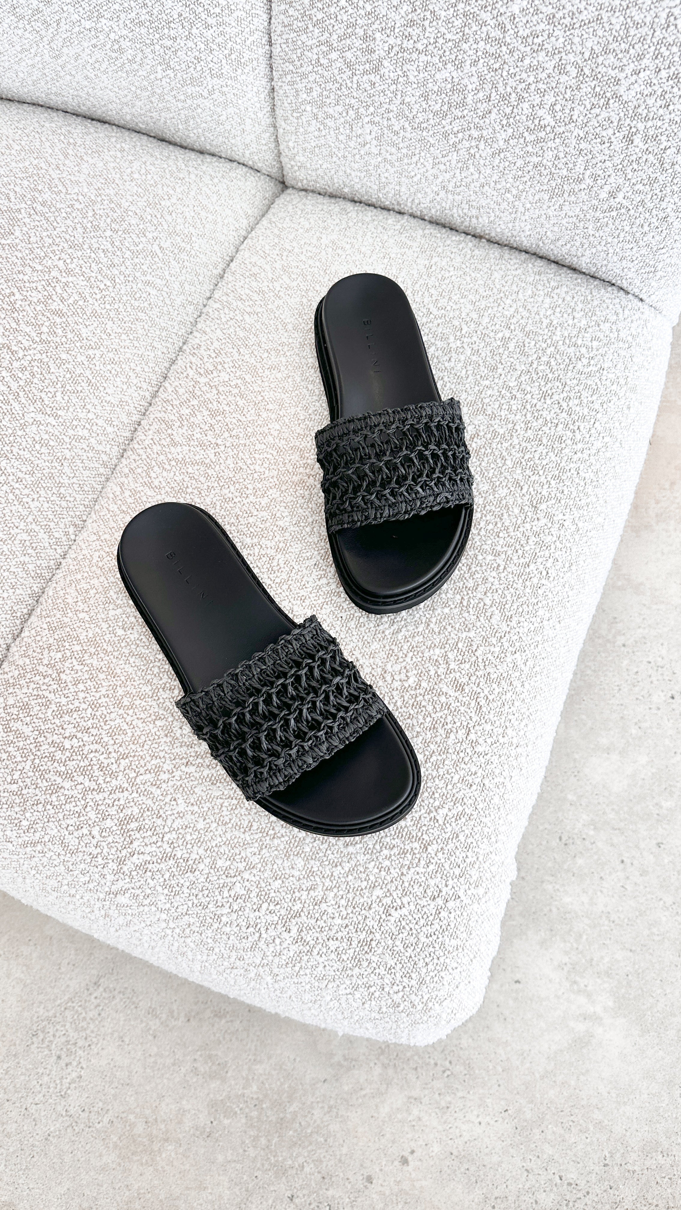 Zaida Slide - Black Raffia