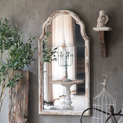 feng shui best place for mirrors: place a mirror in living room