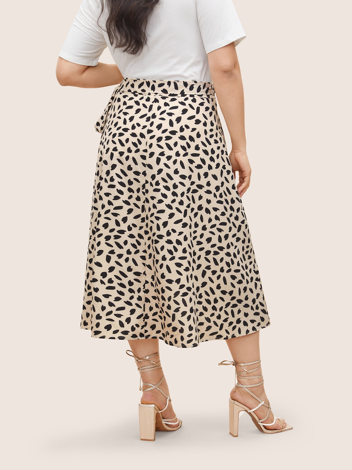 Graphic Ties Knotted Wrap Hem Skirt