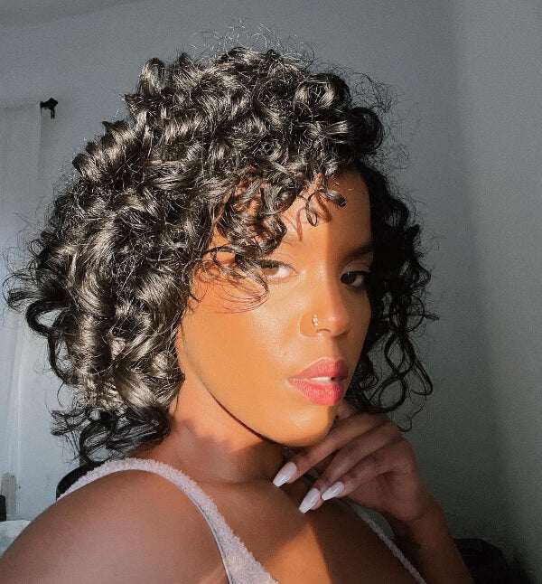 30 Hairstyles for Curly Hair That Are Simple and Chic