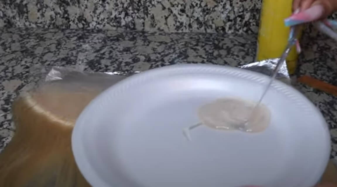 avoid dyeing stain on lace using Got2b gel