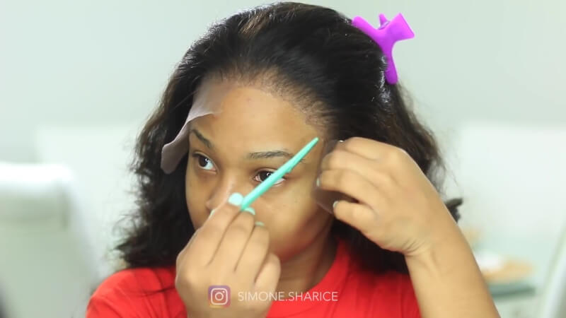cut the excess lace off your lace front wig