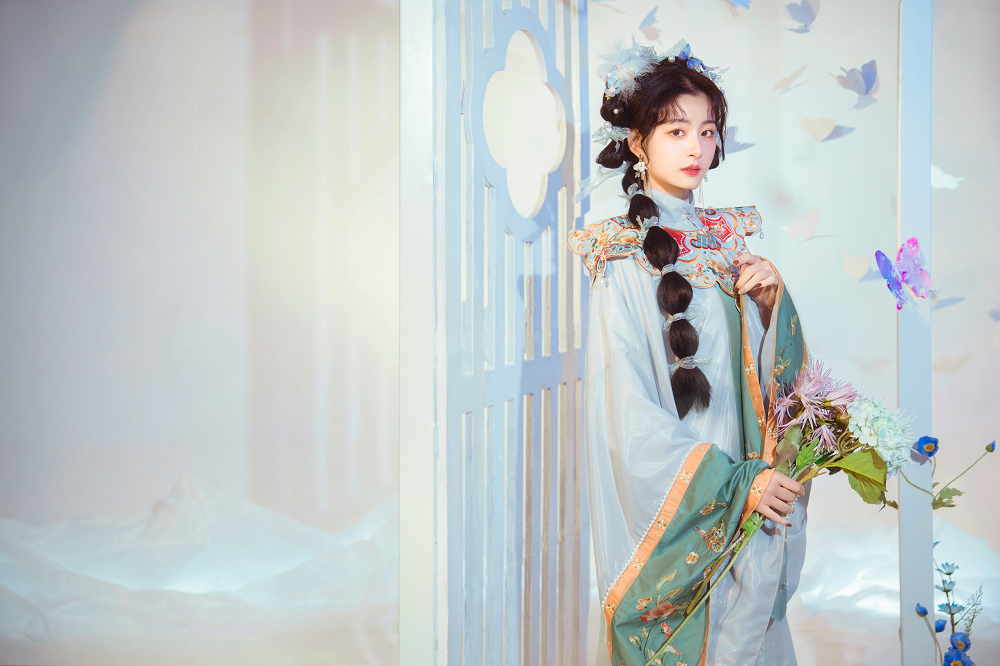Handmade Embroidery Floral Women Dress Vintage Chinese Hanfu Suit Girls Cosplay Costume 2 Pieces Set Pleated Skirt - DIELING