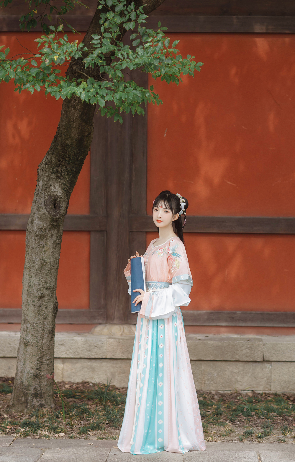 Handmade Embroidery Floral Women Hanfu Dress Cosplay Costume Vintage Stage Show Clothes 3 Pieces Set - WANER