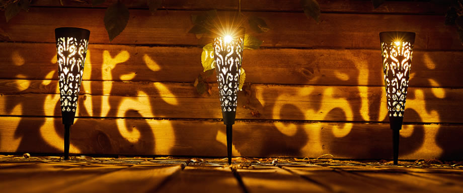 Garden beautiful flower pattern projection solar light