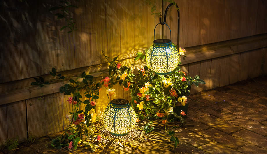 Retro blue lantern solarlight  waterproof solar light garden decoration