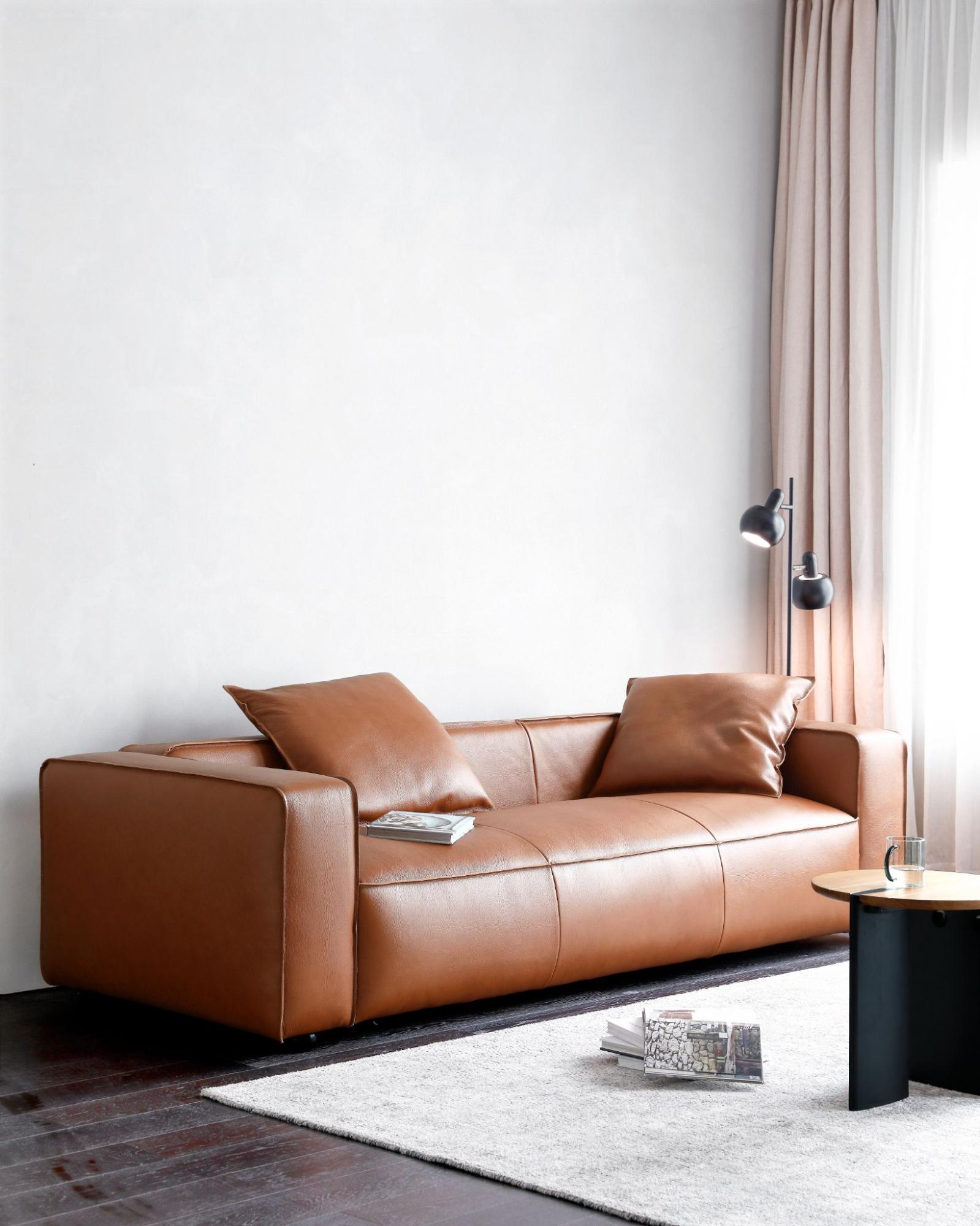 Pomona Sofa by Acanva