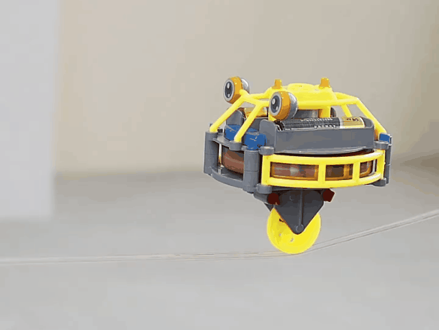 高速回転綱渡り一輪車タンブラーロボットおもちゃバランスゲーム