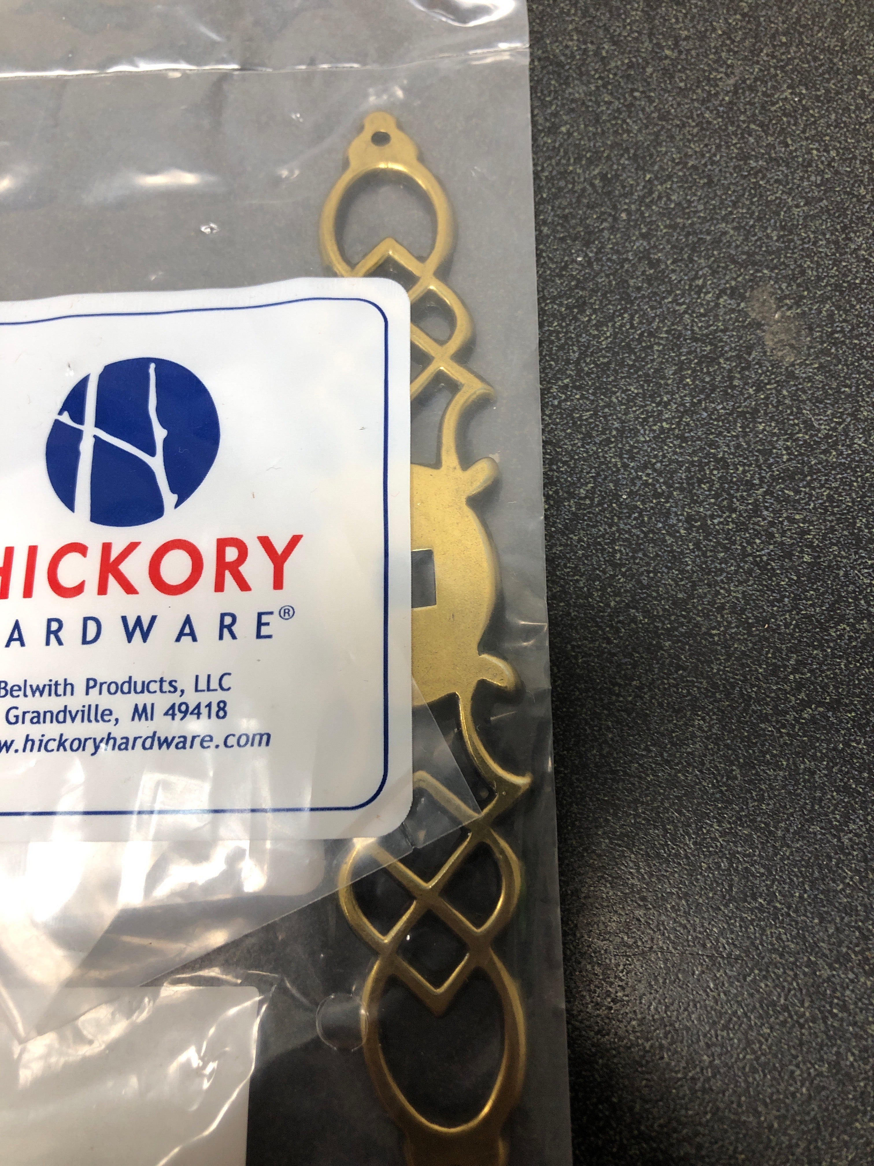 Hickory Hardware P326-LP Manor House Series 5-1/2