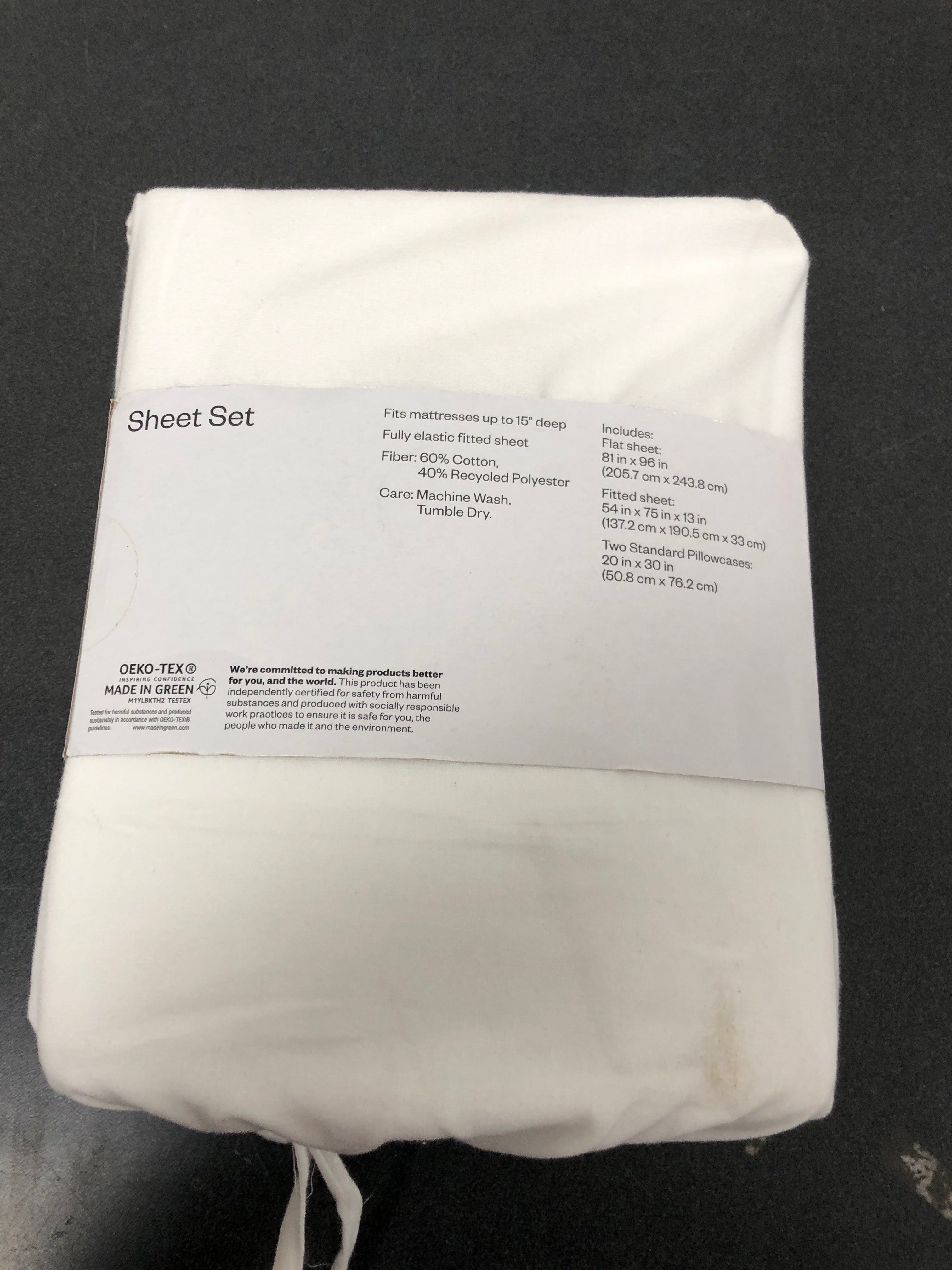 Full easy care solid sheet set white - room essentials?