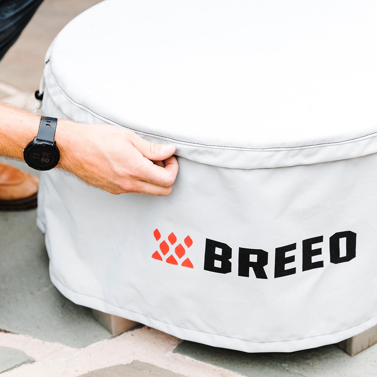 BREEO X Series 24 Smokeless Fire Pit Cover