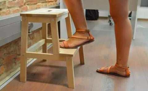 Complete wooden step stool