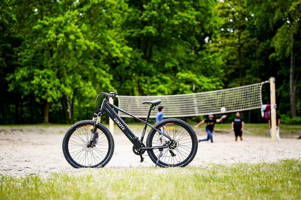 travelling by electric bike