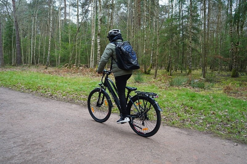 travelling by electric bike