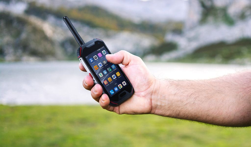 Atom XL- rugged outdoor compact smartphone with a walkie-talkie