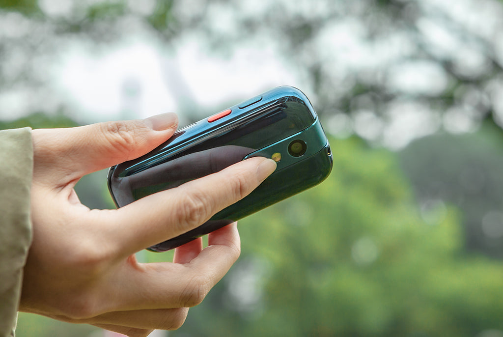 Jelly 2 - Small Android 11 Phone