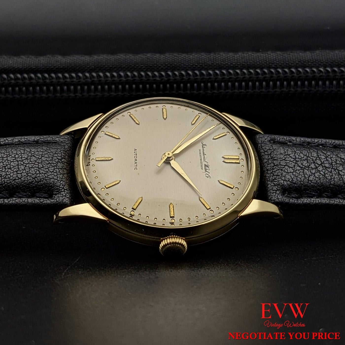 Vintage IWC Schaffhausen 18K Gold Automatic from 1952 / Fully Serviced