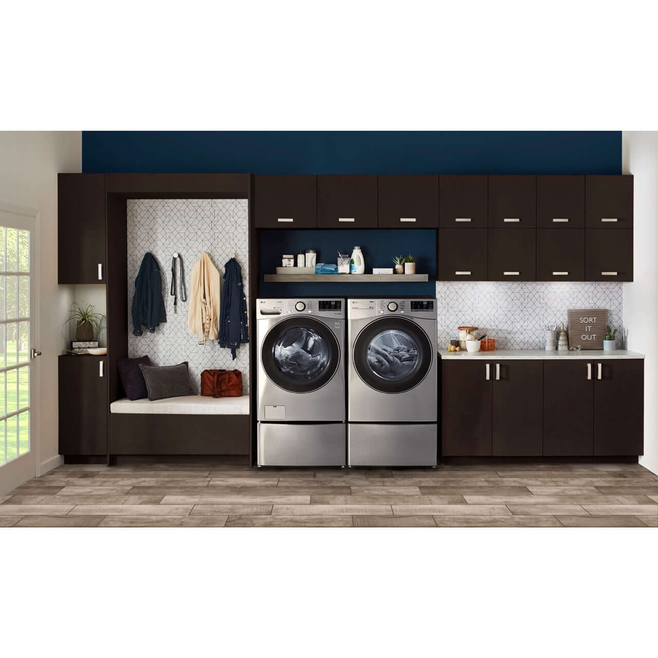 LG 27 In. 7.4-Cu. Ft. Front Load Gas Dryer with Built-In Intelligence in Graphite Steel (DLG3601V)