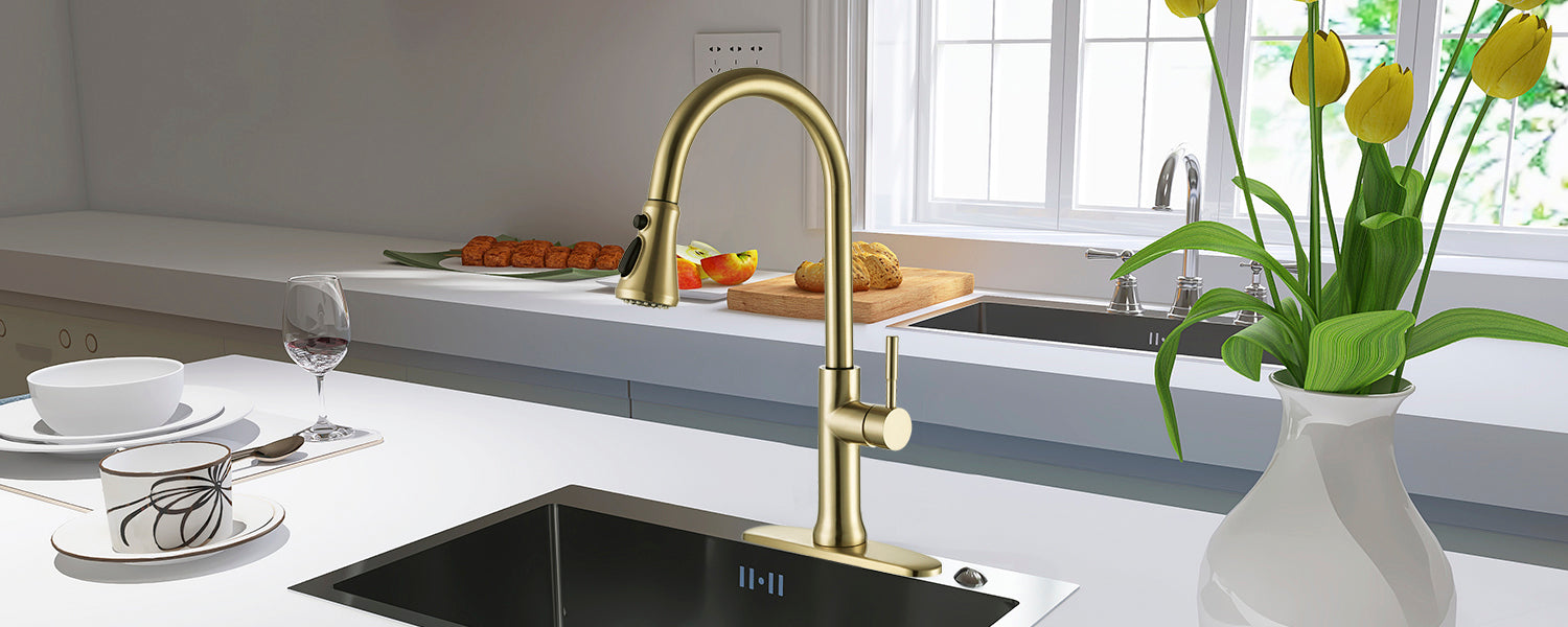 Pull Down Kitchen Sink Faucet with Deck Plate