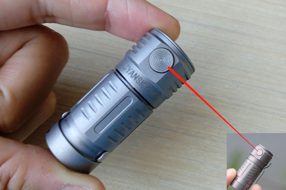 comparison of cyansky m3 new and old version titanium flashlight