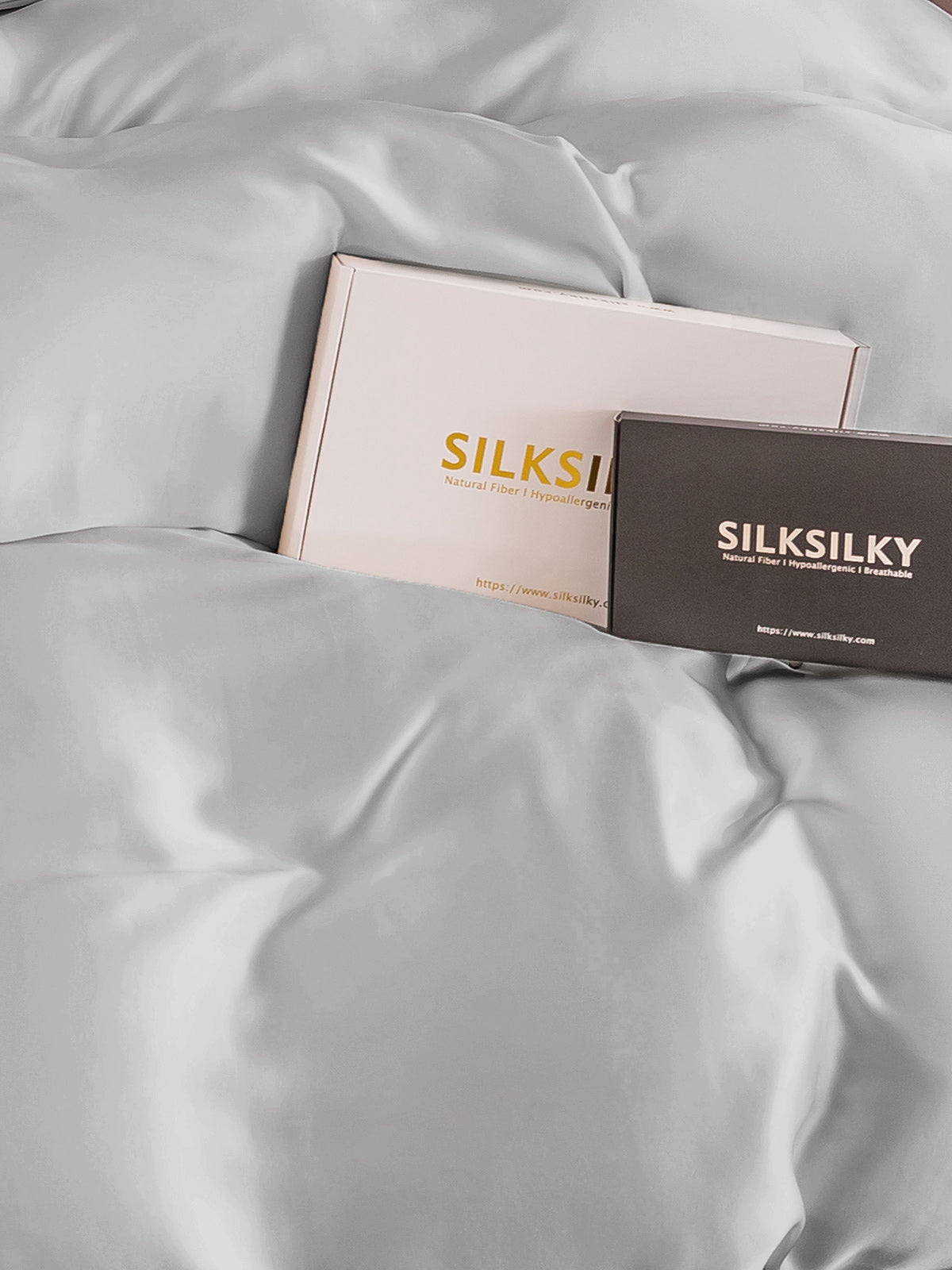 22Momme Mulberry Silk Seamless Duvet Cover (WITHOUT PILLOWCASES)