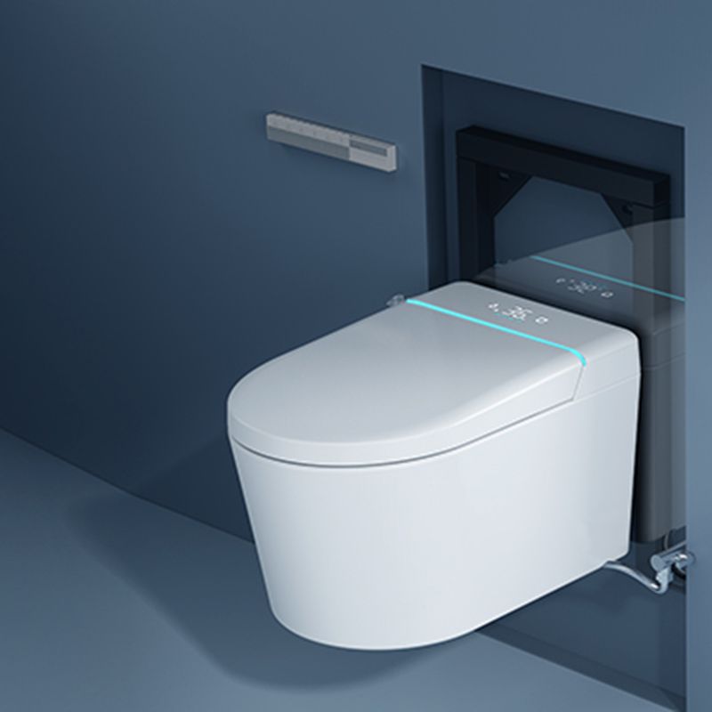 Scandinavian Wall Hung Toilet Set Elongated Bowl Shape in White