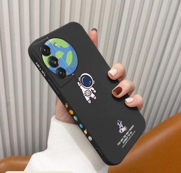 Earth Flying Astronaut Phone Case For Samsung Galaxy A51, A52