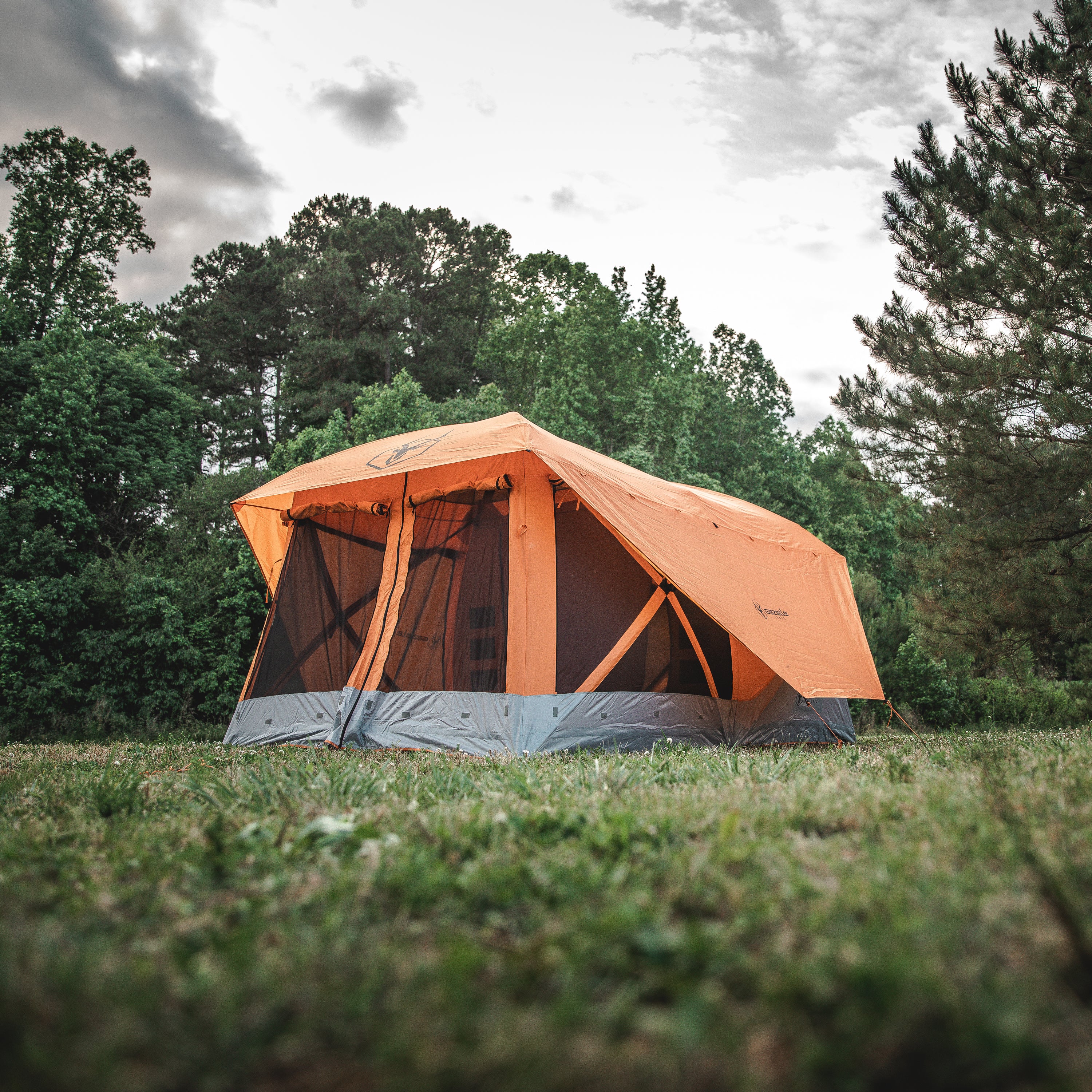 T4 Plus Hub Tent