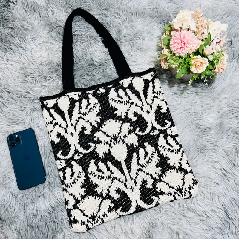 Medium Tote Handbag