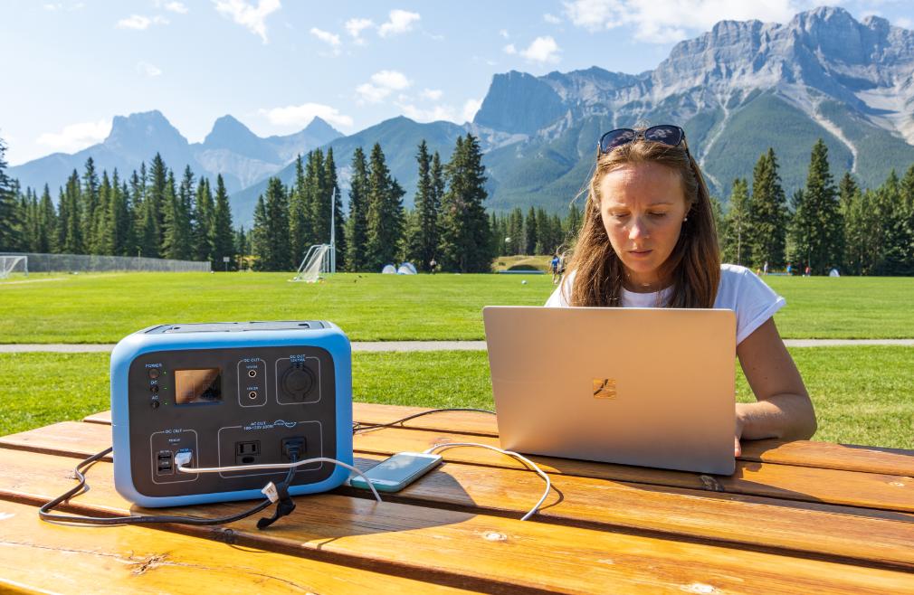 pros and cons solar generator