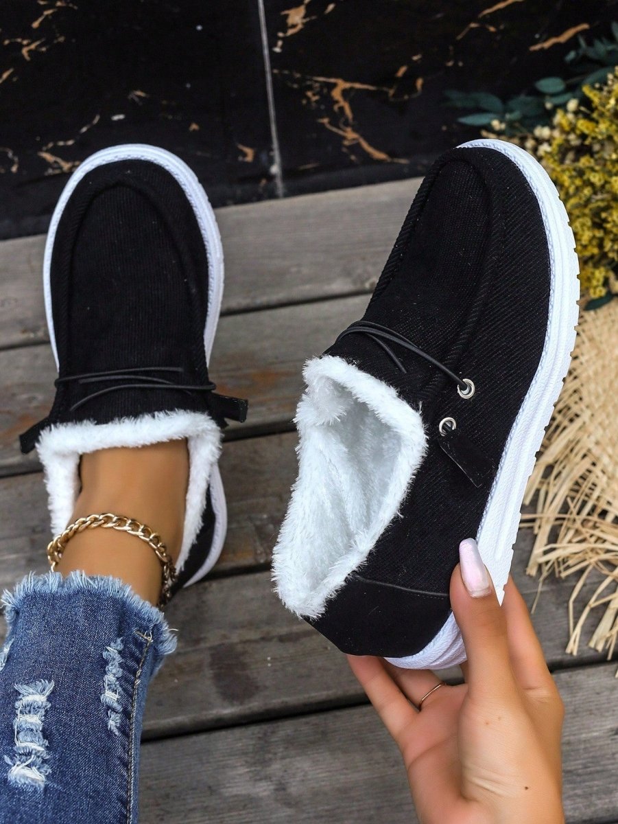 Black Velvet Lace-Up Flat Shoes: Stylish and Cozy Casual Outdoor Footwear for Women
