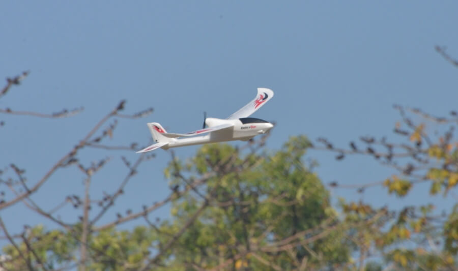 VOLANTEXRC Ranger600 RC Glider w- Xpilot Stabilizer and One Key U-turn for Kids (761-2) RTF.