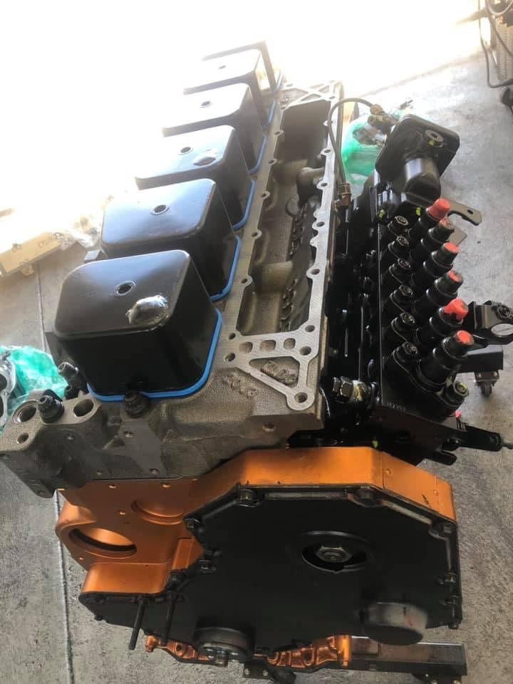 Complete drop in 12 valve Cummins engine