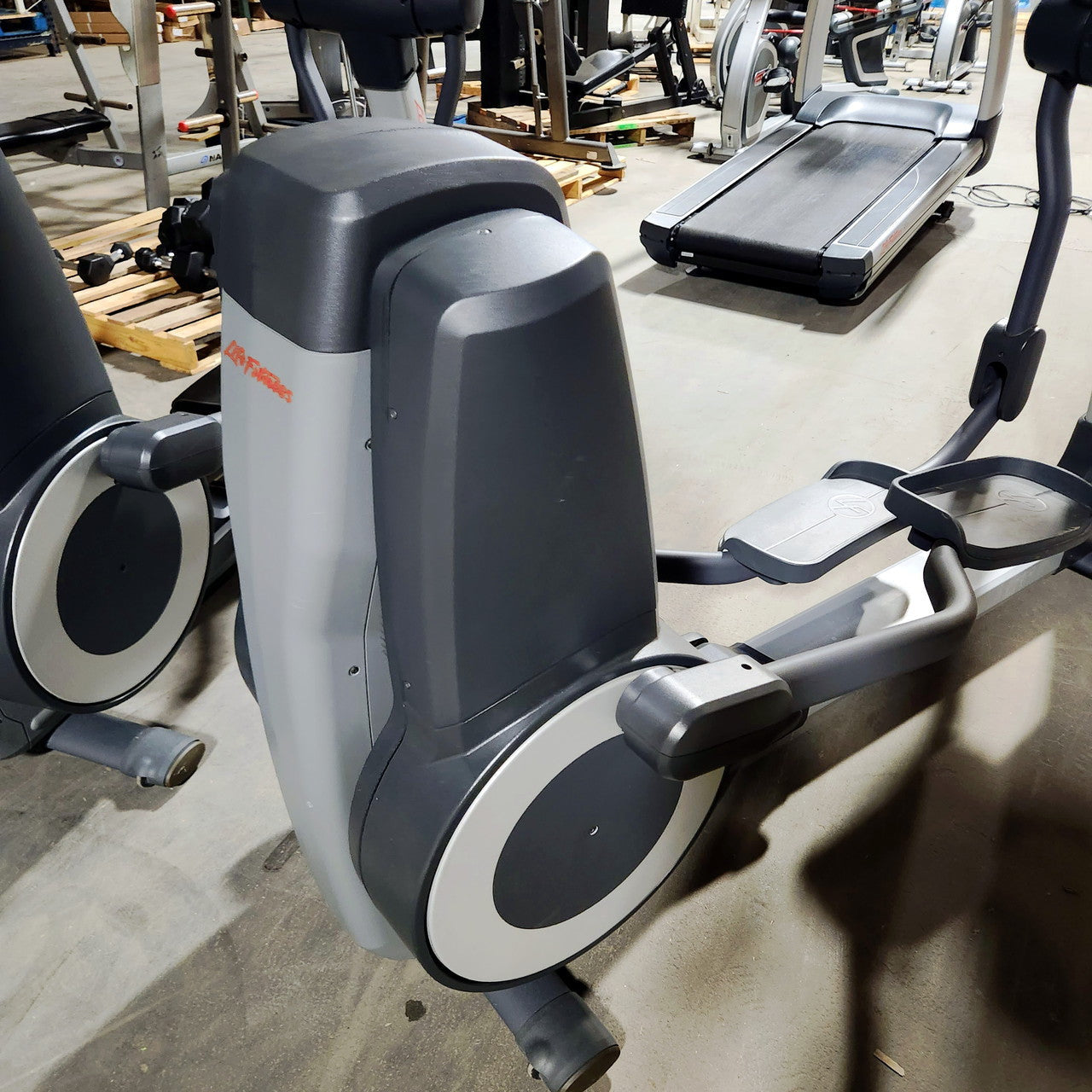 Refurbished Life Fitness 95X Elliptical with Engage Console