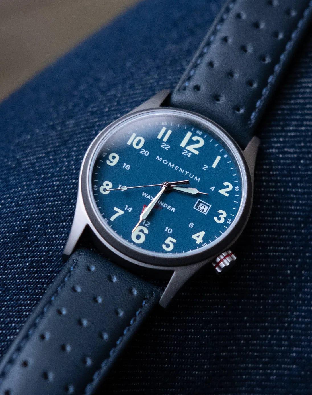 Wayfinder GMT [40mm] - Blue