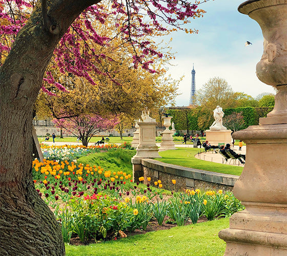 Mainly based on architecture, supplemented by gardens