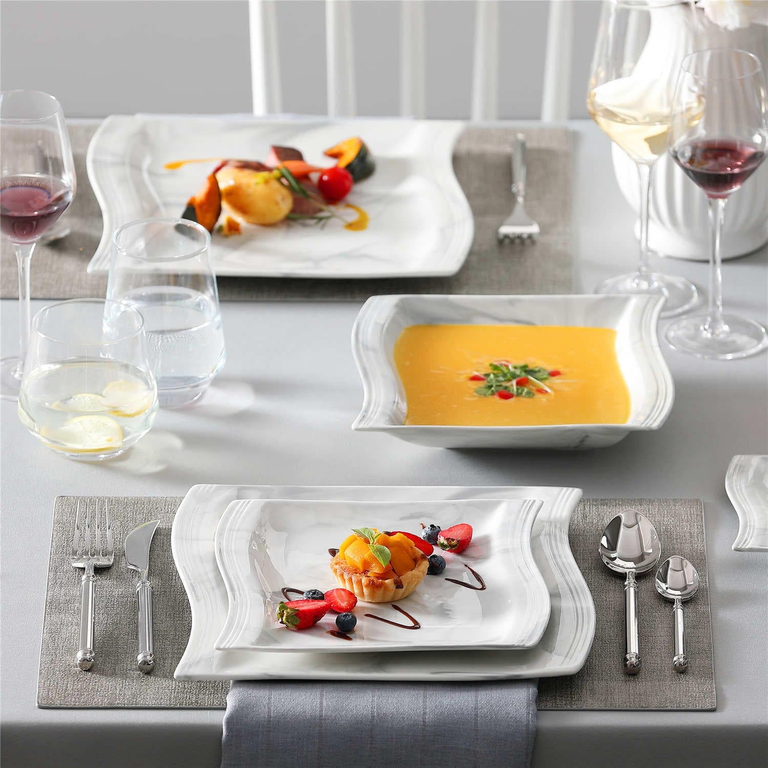 Flora 30 Piece Dinnerware Set