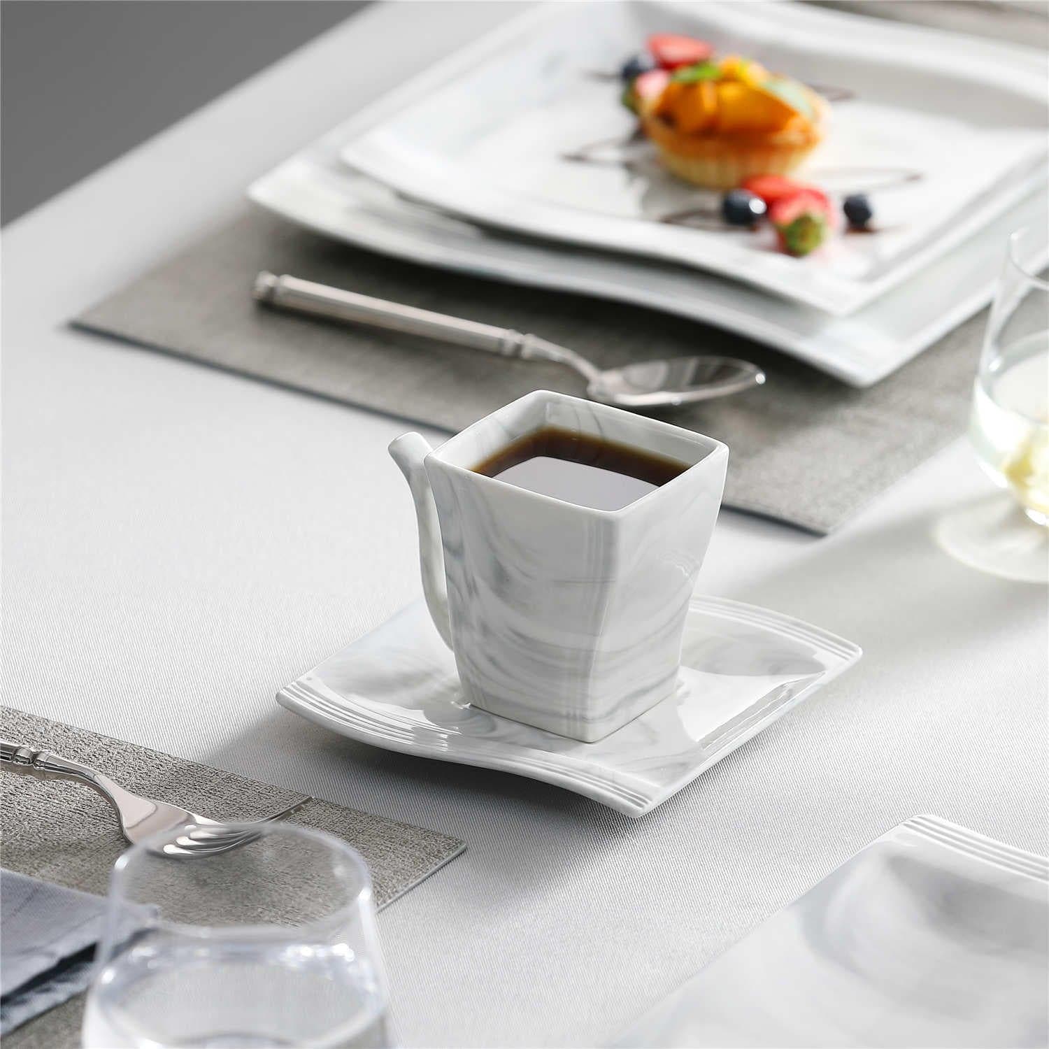 Flora 30 Piece Dinnerware Set